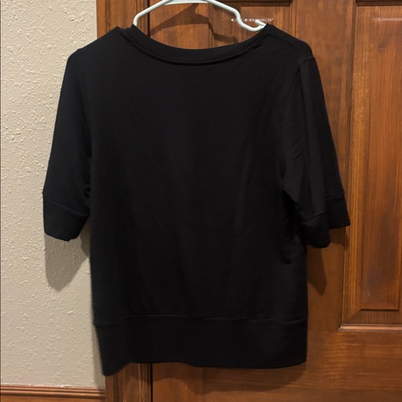 Athleta Black Short Sleeve V-Neck Tee - Picture 3 of 6